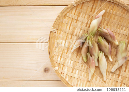 Japanese ginger served in a colander Japanese ginger served in a colander 106058231