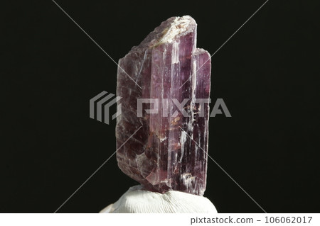 lepidolite 106062017