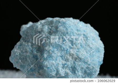 Bruce stone/brucite Bruce stone/brucite 106062029