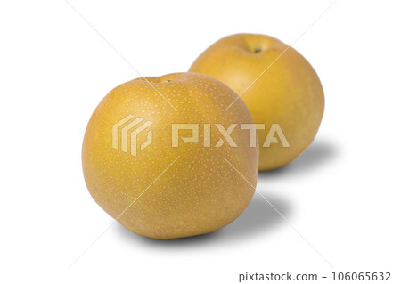 Photo of a pear on a transparent background Red pear Niitaka Photo of a pear on a transparent background Red pear Niitaka 106065632