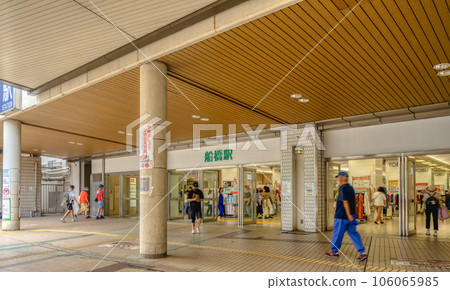 Funabashi Station, Funabashi City, Chiba Prefecture Funabashi Station, Funabashi City, Chiba Prefecture 106065985
