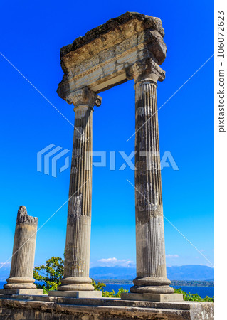 Ruins of ancient roman columns in Nyon, Switzerland Ruins of ancient roman columns in Nyon, Switzerland 106072623