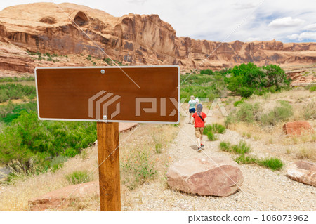 Empty Tourist Sign in Utah Desert with Tourists Empty Tourist Sign in Utah Desert with Tourists 106073962