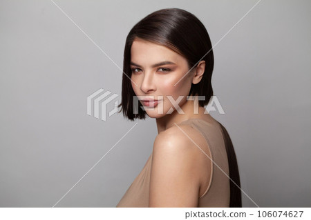 Perfect young woman with clear healthy fresh skin and short bob hair portrait 106074627