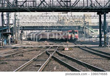 Hakodate Main Line Sapporo JNR Kiha 22-93 (Naebo) 106074666