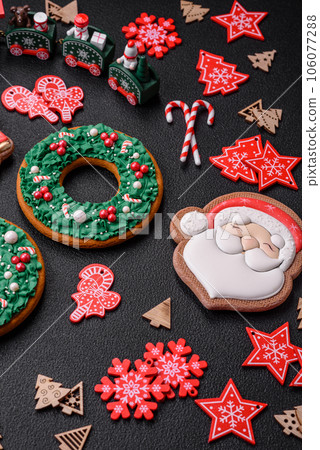 Delicious gingerbread cookies with honey, ginger and cinnamon Delicious gingerbread cookies with honey, ginger and cinnamon 106077288