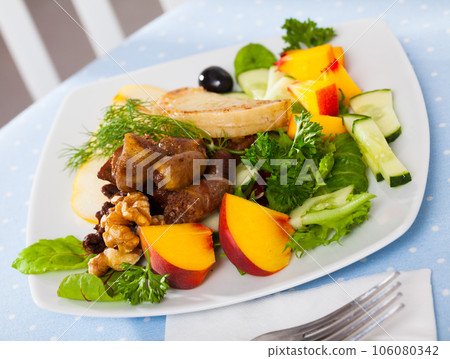 Salad with roasted chicken hearts Salad with roasted chicken hearts 106080342