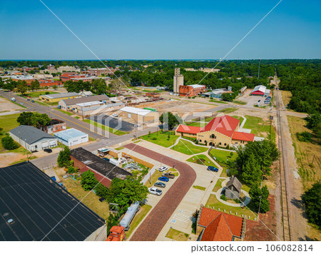Aerial view of Paul and Ann Milburn Center 106082814
