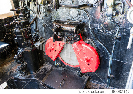A D51 steam locomotive preserved in front of Matto Station on the Hokuriku Main Line with a clear blue sky|Hakusan City, Ishikawa Prefecture A D51 steam locomotive preserved in front of Matto Station on the Hokuriku Main Line with a clear blue sky|Hakusan City, Ishikawa Prefecture 106087342