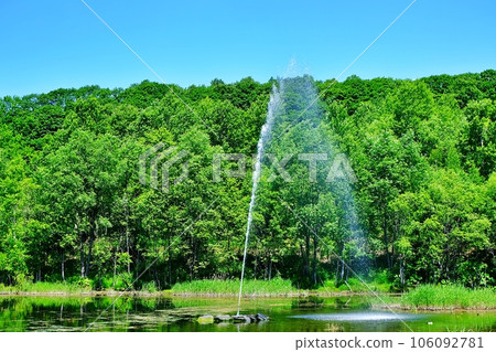 Scenery of Higashikawa-cho, Hokkaido "Rainbow Fountain" 106092781