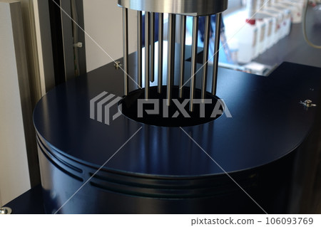 Automated DNA extraction system in the lab. Automated DNA extraction system in the lab. 106093769