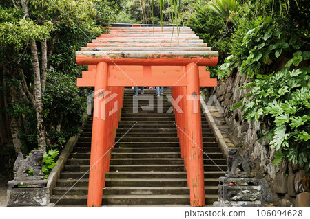 宮崎牛戶神宮稻荷神社紅色鳥居 宮崎牛戶神宮稻荷神社紅色鳥居 106094628