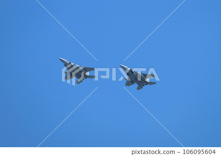 JASDF F-15 Eagle formation flying overhead JASDF F-15 Eagle formation flying overhead 106095604