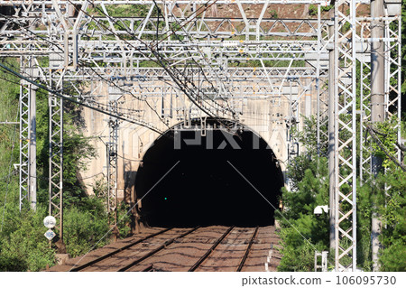 Shin-Aoyama Tunnel (Mie Prefecture, Kintetsu Osaka Line) Shin-Aoyama Tunnel (Mie Prefecture, Kintetsu Osaka Line) 106095730