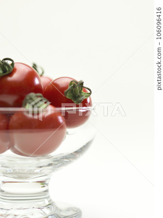 Fresh and delicious mini tomatoes Fresh and delicious mini tomatoes 106096416