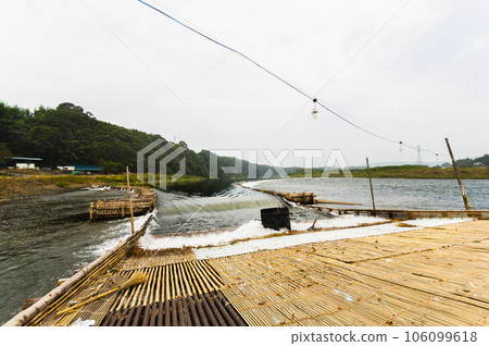 Full-section fishway 106099618