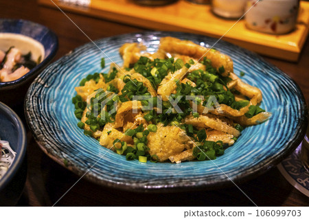 炸豆腐 炸豆腐 106099703