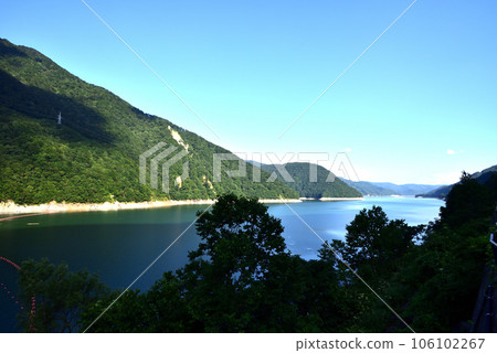 The mountains of Oku-Nikko seen from the top of the mountain 106102267