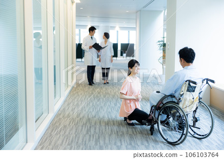 People working in hospitals Patients 106103764
