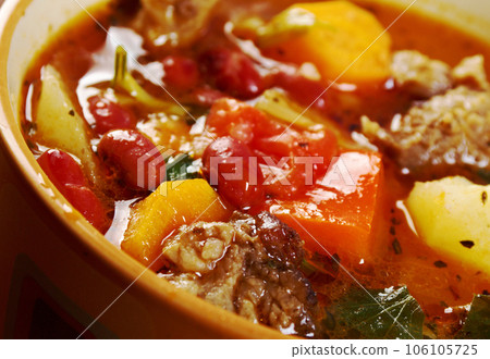 Narhangi stew 106105725