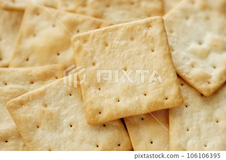 Maeda's lunch crackers Maeda's lunch crackers 106106395