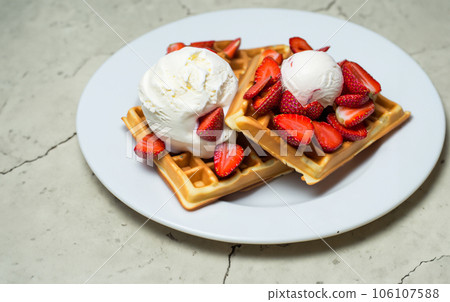 ice cream with strawberry ice cream with strawberry 106107588