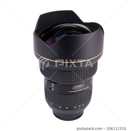 a wide angle lens for reflex camera 106111558
