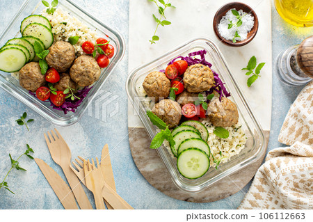 Meal prep containers with a healthy low carb lunch 106112663
