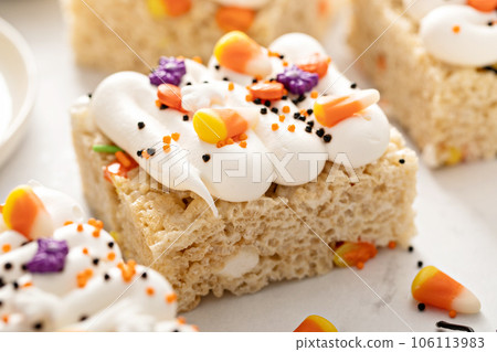 Rice cereal treats for Halloween with festive sprinkles Rice cereal treats for Halloween with festive sprinkles 106113983