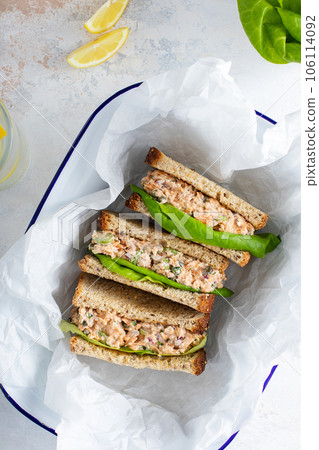 Tuna or salmon salad sandwiches with celery and yogurt 106114092