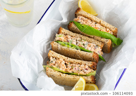 Tuna or salmon salad sandwiches with celery and yogurt 106114093
