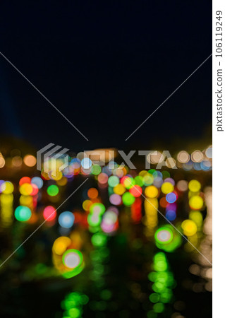 多彩的球散景的照明 106119249