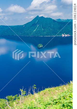 (Hokkaido) Lake Mashu seen from Lake Mashu 3rd Observatory 106119814