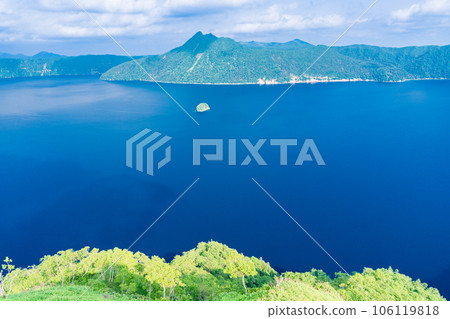 (Hokkaido) Lake Mashu seen from Lake Mashu 3rd Observatory 106119818