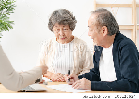 Life plan consultation End of life Senior Life plan consultation End of life Senior 106120624