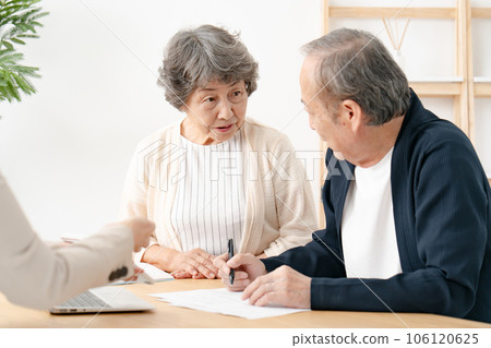 Life plan consultation End of life Senior Life plan consultation End of life Senior 106120625