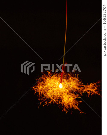煙火,夏季傳統,黑色背景 煙火,夏季傳統,黑色背景 106122704