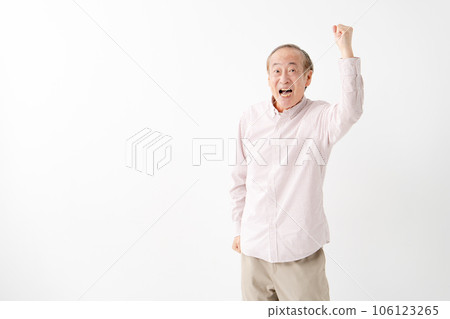性格開朗的老人握拳 性格開朗的老人握拳 106123265