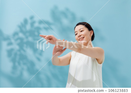 A woman growing A woman growing 106123883