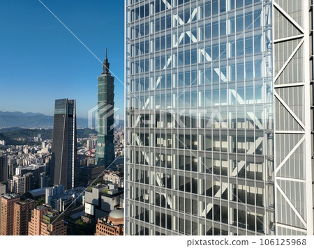 玻璃帷幕 106125968