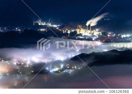 "Saitama Prefecture" Chichibu's sea of clouds night view, fantastic scenery "Saitama Prefecture" Chichibu's sea of clouds night view, fantastic scenery 106126368