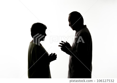 Senior couple silhouette 106127532