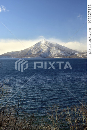 Lake Shikotsu 106127551