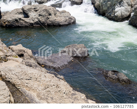 夏季（8 月）的鳥龍灘（兵庫縣加東市）。加古川中游的風景名勝。 106127785