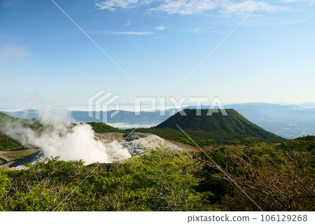 硫磺山和小色山的景色 硫磺山和小色山的景色 106129268