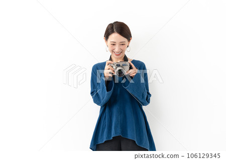 Camera girl portrait photographer Camera girl portrait photographer 106129345