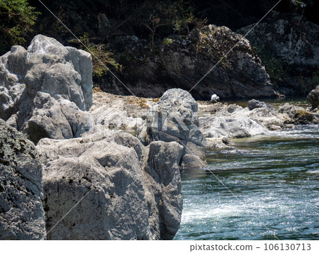 Toryu-nada (Kato City, Hyogo Prefecture) in summer (August). A scenic spot in the midstream of the Kako River. Toryu-nada (Kato City, Hyogo Prefecture) in summer (August). A scenic spot in the midstream of the Kako River. 106130713