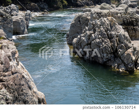 Toryu-nada (Kato City, Hyogo Prefecture) in summer (August). A scenic spot in the midstream of the Kako River. 106130714