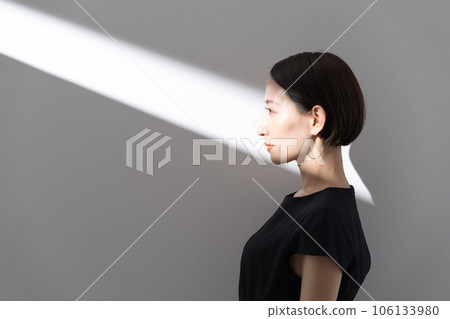 cool beauty light 106133980