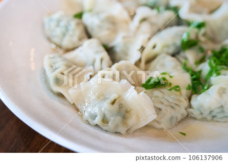 Dumplings Dumplings Fresh Handmade Homemade dumplings ギョウザ dumplings Dumplings Dumplings Fresh Handmade Homemade dumplings ギョウザ dumplings 106137906